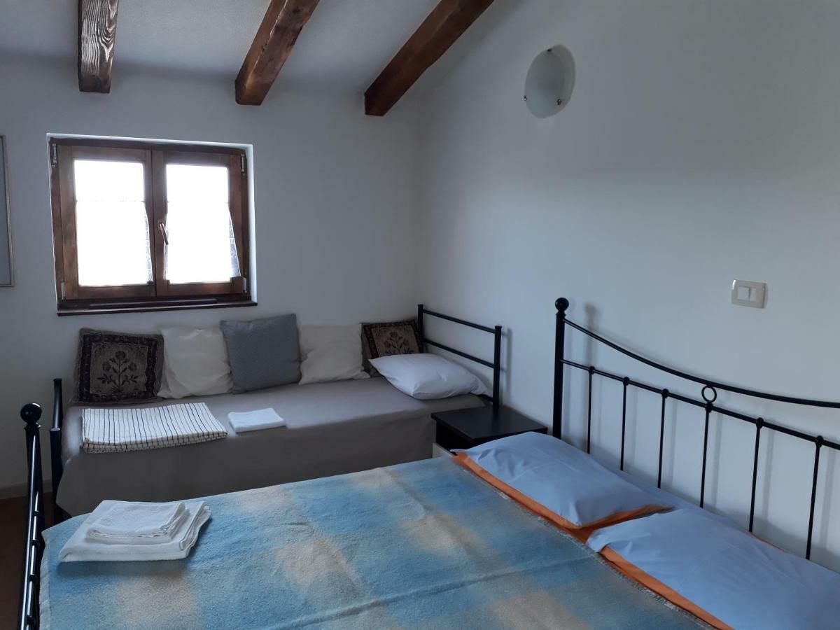 Rooms Agroturizam Romano Buje Exterior foto